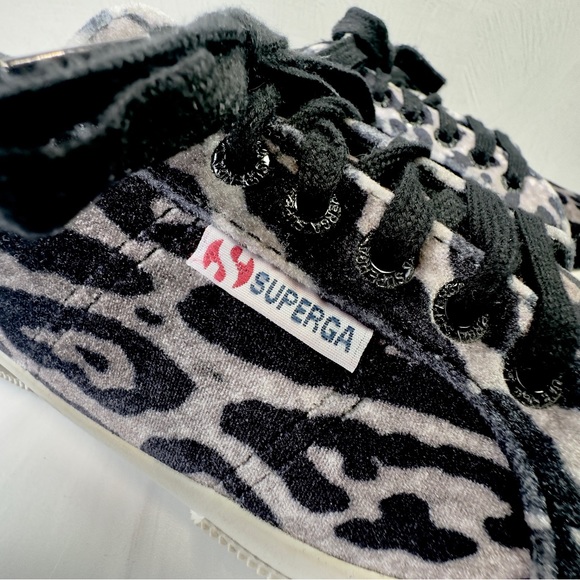 Superga 2750 Cotu Classic Gray Velvet Leopard Print Sneaker Wm Size 9.5 UK 41 - Picture 3 of 9